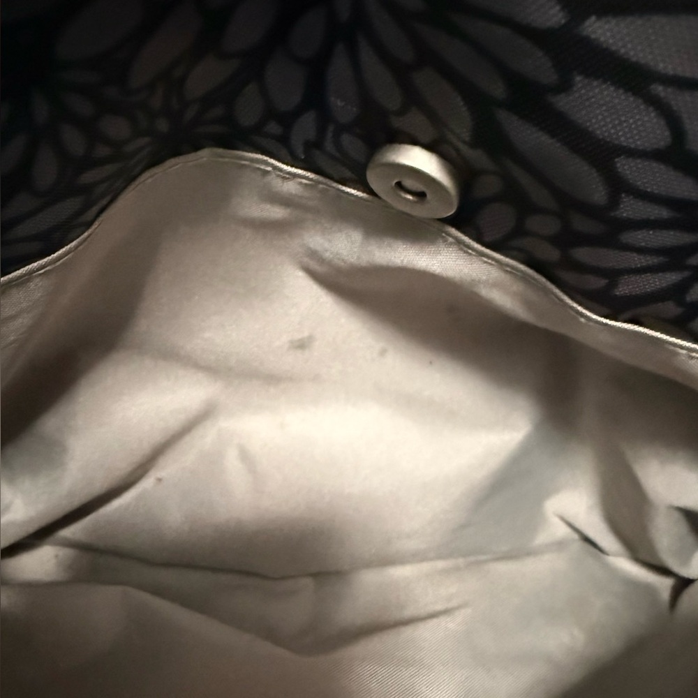Baggallini Black and Gray Floral and Gray Crossbody Bags UC - Picture 4 of 12